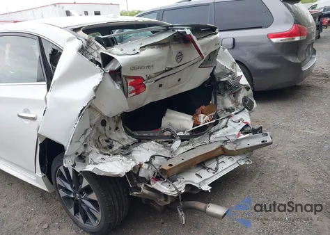 2016 Nissan Sentra Sr from USA, damaged, VIN 3N1AB7AP0GY275728